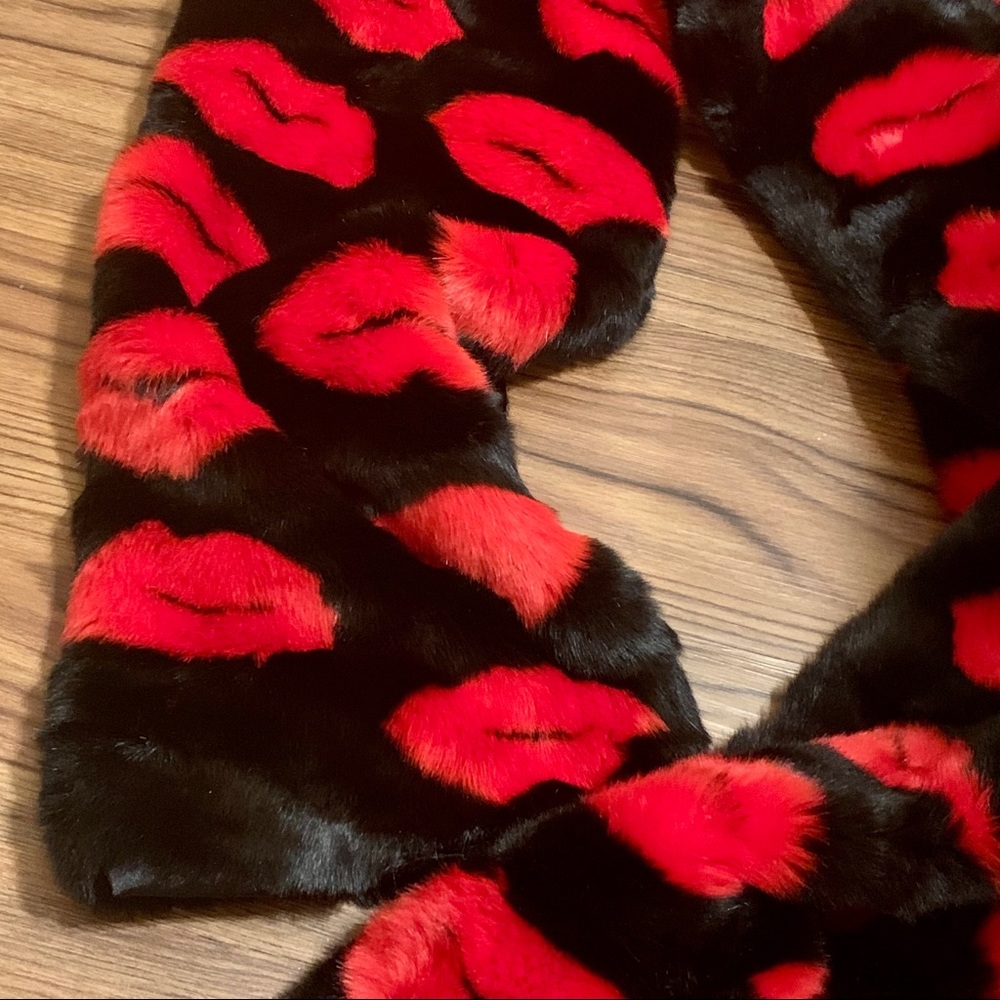 Victoria Secret Red Lips Scarf